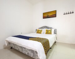 Otel Spot On 3961 Fico's Residence (Bekasi, Endonezya)