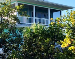 Casa/apartamento entero The Domino Got Slammed But Didn’T Fall. Rent Ready Summer 2020. - Follow Us On Fb (Marsh Harbour, Bahamas)
