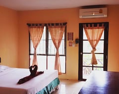 Hotel Tropical Garden Bungalow (Koh Phi Phi, Thailand)