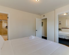Toàn bộ căn nhà/căn hộ 5 Bedroom Charmer In Granada Hills (Granada Hills, Hoa Kỳ)