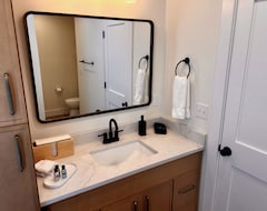 Hele huset/lejligheden Luxury New 1br 950 Sq Ft Apartment. Sleeps 4. Stocked Kitchen, 2 Tvs, Parking. (Montgomery, USA)