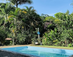 Hele huset/lejligheden Site With 3 Bedrooms And Pool. Complete Place For Family And Friends (Areal, Brasilien)