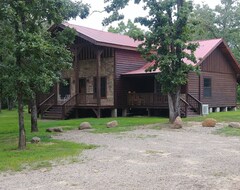Casa/apartamento entero Unique Log House ubicado en el bosque cerca de Billy Creek. (Talihina, EE. UU.)