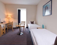 Business Room - Early Booking With Breakfast - Achat Hotel Dresden Elbufer (Dresden, Germany)