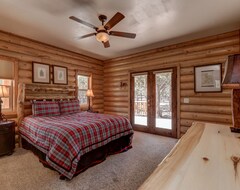 Resort Zions Camp Cabins (Orderville, USA)