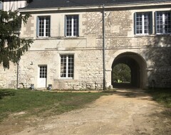 Cijela kuća/apartman Charmant Gite Lumineux En Rez De. Jardin (Saint-Aignan, Francuska)