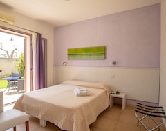 Hotel Corte Dei Melograni Resort (Giurdignano, Italien)