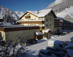 Khách sạn Alpenhotel Schlüssel (Andermatt, Thụy Sỹ)