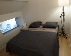 Cijela kuća/apartman Cottage 65m2 - 2 Bedrooms - Sleeps 4 - Terrace-garden - Linen And Cleaning Included (Vincelottes, Francuska)