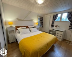 Khách sạn Gite Damvix, 2 Bedrooms, 6 Persons (Damvix, Pháp)