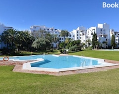 Hotelli Jardines Del Puerto (Marbella, Espanja)