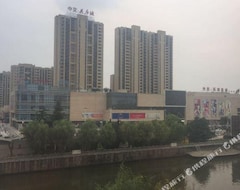 Hotel Hanting (Yancheng, China)