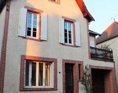 Casa/apartamento entero La Casa De Helene Val De Besbre Cerca De Le Pal (Jaligny-sur-Besbre, Francia)
