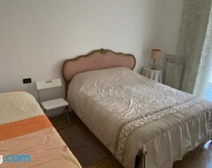 Entire House / Apartment Appartamento Pegli Codice Citra 010025-lt-4155 (Genoa, Italy)