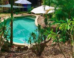 Hele huset/lejligheden Forest Setting, Pool, Cabana, Hot Tub, Netflix/foxtel/wifi, King Size Bed (Helensvale, Australien)