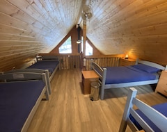 Casa/apartamento entero Eagle Pass / Perry River Log Cabin Chalet (Malakwa, Canadá)