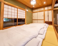 Comfort Self Hotel E-time (Osaka, Japan)