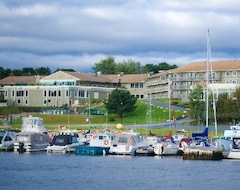 Khách sạn Oak Island Inn (Western Shore, Canada)