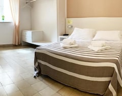 Hotelli Nuova Mastrarua Rooms (Syracuse, Italia)