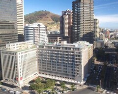 Hotelli Fountains Apartments (Kapkaupunki, Etelä-Afrikka)