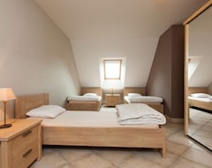 Cijela kuća/apartman This spacious holiday home in the smallest details (Peer, Belgija)