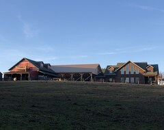 Casa/apartamento entero Retreat Lodge & Country Wedding Barn (Waynesburg, EE. UU.)