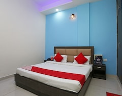 Hotel OYO 15733 A-1 Residency (Faridabad, India)