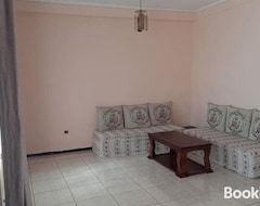 Casa/apartamento entero Proche De Tout Et Au Calme ! (Hassi Maameche, Argelia)