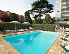 Hotel Beausejour (Cannes, Francia)