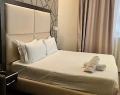 Infinity Hotel St Peter (Rome, Italy)
