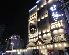 Khách sạn Manwol Hotel (Daejeon, Hàn Quốc)
