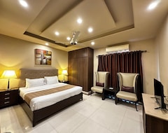 Grand Regent Hotel & Suites (Faisalabad, Paquistán)