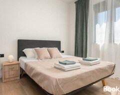 Tüm Ev/Apart Daire Villa 64 Apartment #2 (Župa dubrovačka, Hırvatistan)