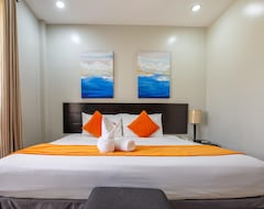 Hotel Holiday Suites (Puerto Princesa, Philippines)