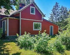 Toàn bộ căn nhà/căn hộ 4 Bedroom Accommodation In Vilshult (Vilshult, Thụy Điển)