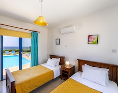 Otel Seaside Diana 2 In Pomos (Baf, Kıbrıs)