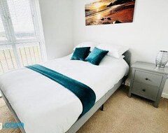 Koko talo/asunto Modern 2-bedroom Apartment (Bristol, Iso-Britannia)