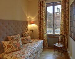 Casa/apartamento entero Luxurious Apartment Historical Centre Of Beaune (2 Bedroom) (Beaune, Francia)