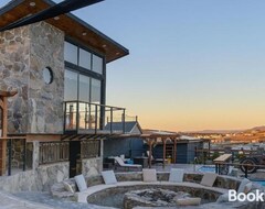 Hotel Sirius Valle (Valle de Guadalupe, Mexico)