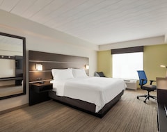 Holiday Inn Express Hotel & Suites Fort Myers East - The Forum, An Ihg Hotel (Fort Myers, USA)