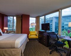 Otel Two Great Units In The Heart Of Dc! Restaurant & Bar, Gym, Meeting Space! (Washington D.C., ABD)