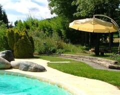 Bed & Breakfast Domaine Vega (Saint-Arroman, Francia)