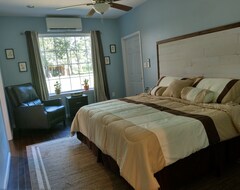 Entire House / Apartment Country Living In The Heart Of Louisiana (Slaughter, USA)