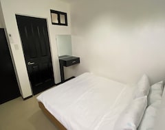Toàn bộ căn nhà/căn hộ Couple’s Room- New Apartment In Palompon (Palompon, Philippines)