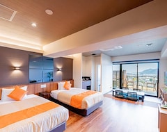 Khách sạn Livemax Resort Miyahama Ocean View (Hatsukaichi, Nhật Bản)