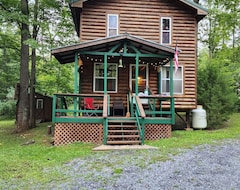 Toàn bộ căn nhà/căn hộ Cozy Cabin Nestled At The Base Of The Bald Eagle Mtn. (Lamar, Hoa Kỳ)