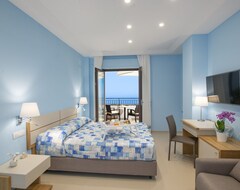 Bed & Breakfast Villa Paradise Resort (Agerola, Italia)