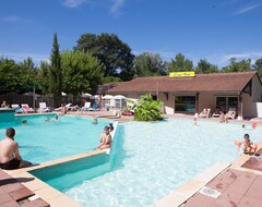 Khách sạn Camping Leau Vive (Carennac, Pháp)