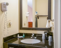 Khách sạn Quality Inn & Suites (Jackson, Hoa Kỳ)