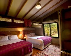 Entire House / Apartment Luxury House In Sacred Valley. Modern Comfort, Rustic Style, Stunning Views (Chincheros, Peru)